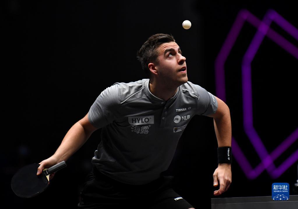 得非常坚决 得非常坚决